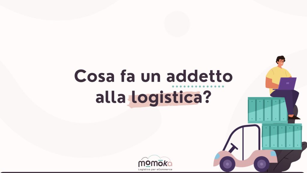 Addetto alla logistica eCommerce a lavoro su delle casse su un carrello elevatore