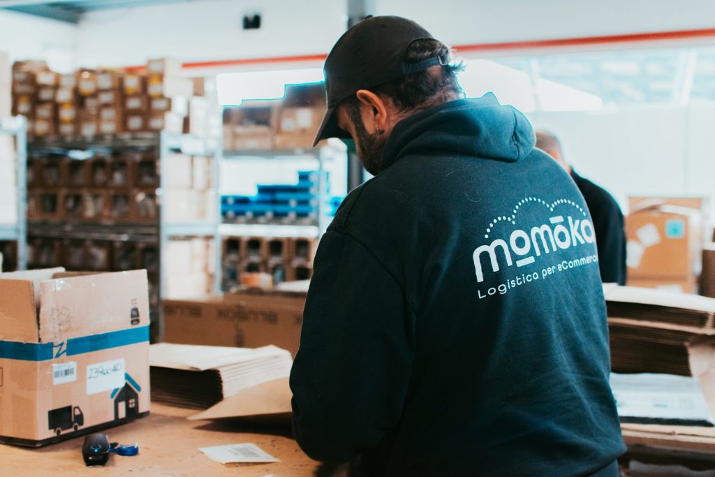 Handling logistica: cos'è, vantaggi e soluzioni per scalare il tuo eCommerce